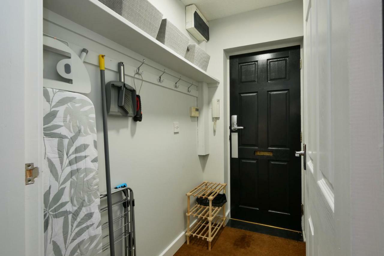 Crewe Short Lets 4 Victoria Court, Crewe公寓 外观 照片